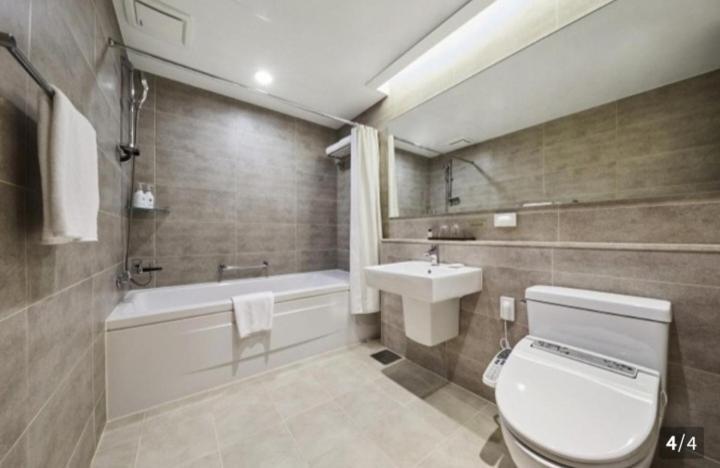Haeundae Wide Ocean View & Residence Μπουσάν Εξωτερικό φωτογραφία