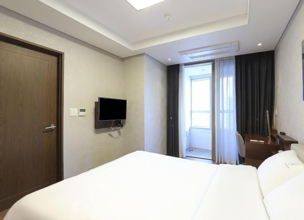 Haeundae Wide Ocean View & Residence Μπουσάν Εξωτερικό φωτογραφία