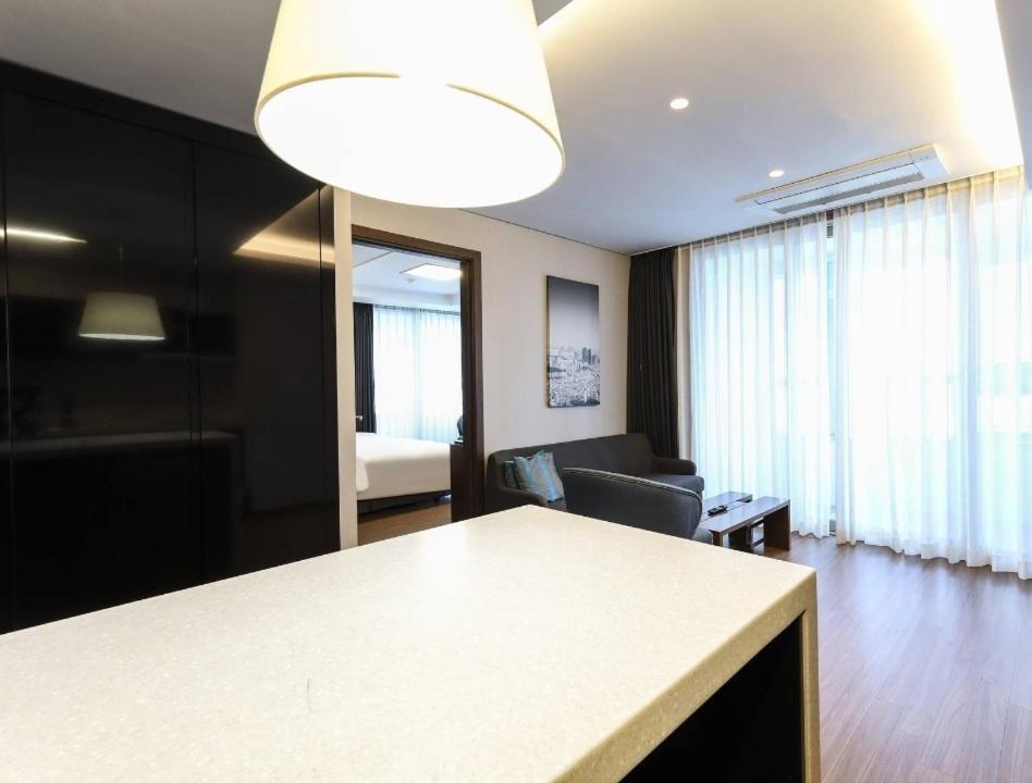 Haeundae Wide Ocean View & Residence Μπουσάν Εξωτερικό φωτογραφία
