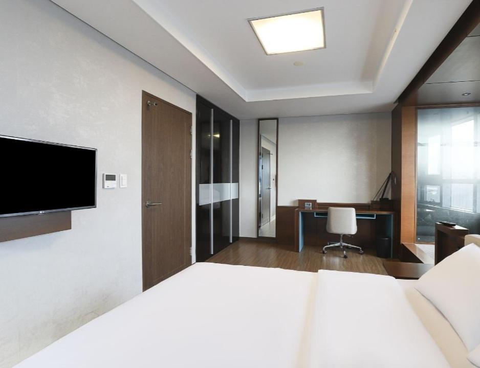 Haeundae Wide Ocean View & Residence Μπουσάν Εξωτερικό φωτογραφία